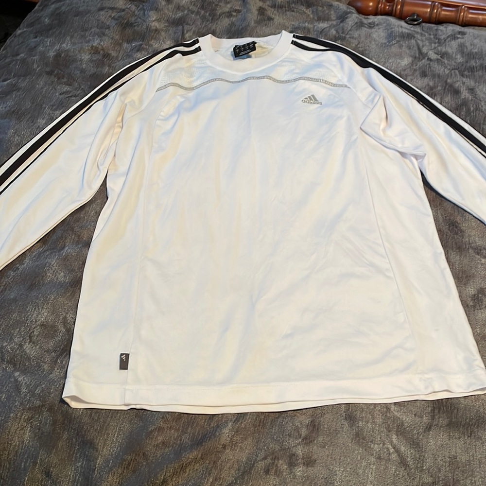 Adidas men’s size Sm long sleeve soccer shirt